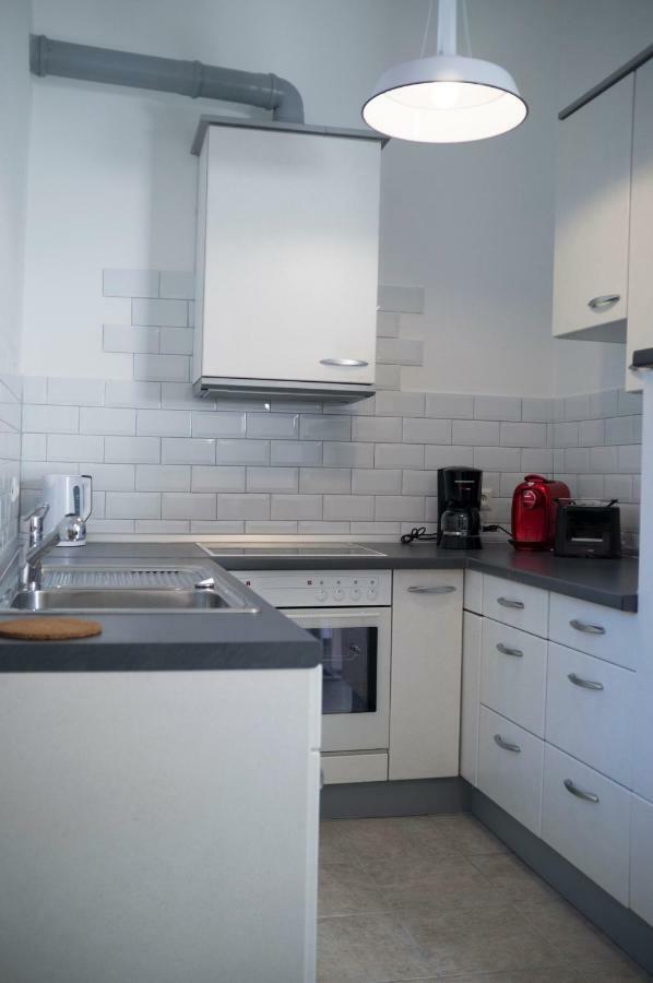 Quadenhof Appartement Düsseldorf Buitenkant foto