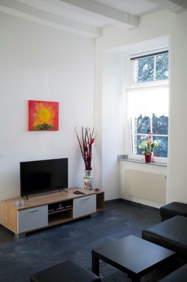 Quadenhof Appartement Düsseldorf Buitenkant foto